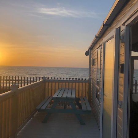 Caravan Hire Golden Sands Sea Front Kinmel Bay Esterno foto