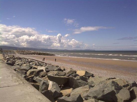 Caravan Hire Golden Sands Sea Front Kinmel Bay Esterno foto