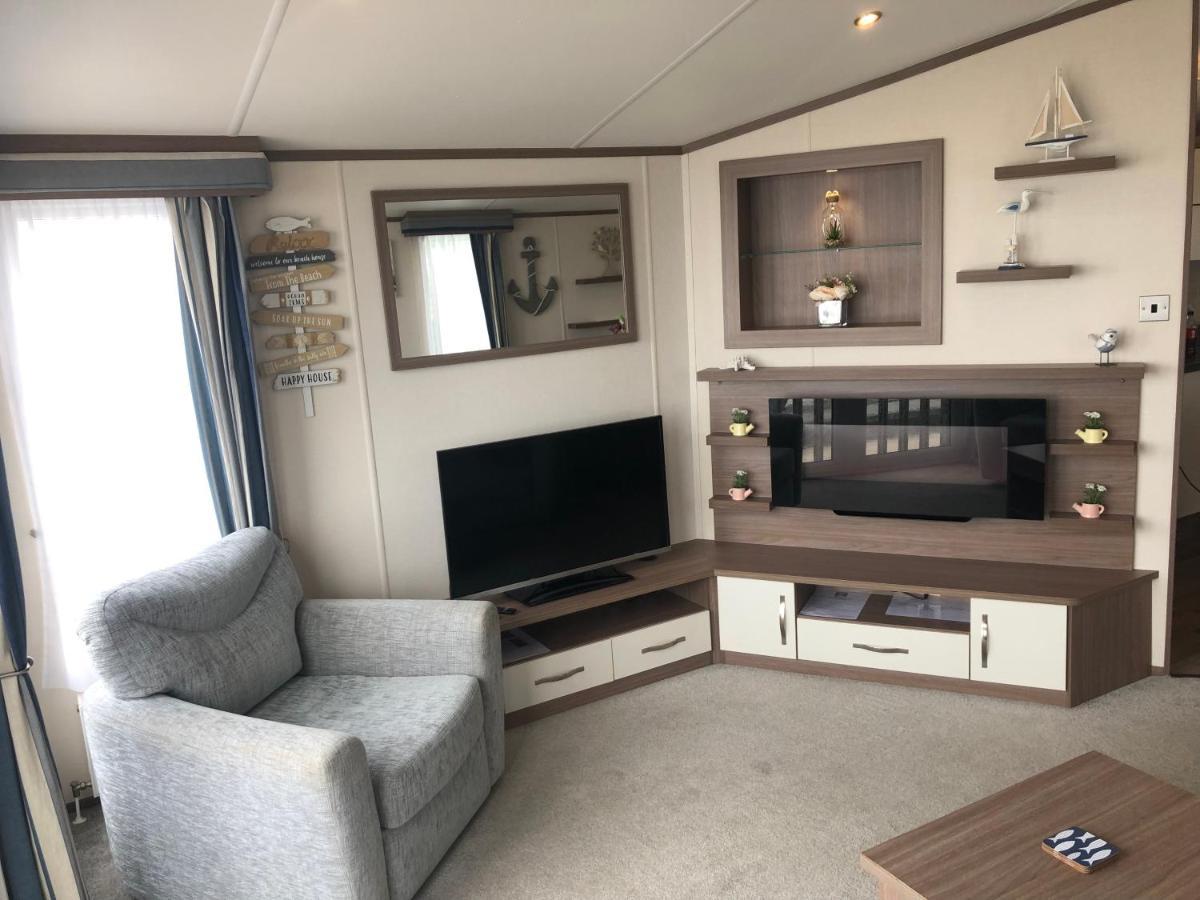 Caravan Hire Golden Sands Sea Front Kinmel Bay Esterno foto