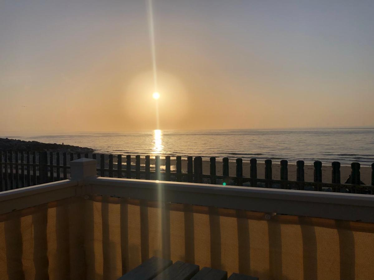 Caravan Hire Golden Sands Sea Front Kinmel Bay Esterno foto